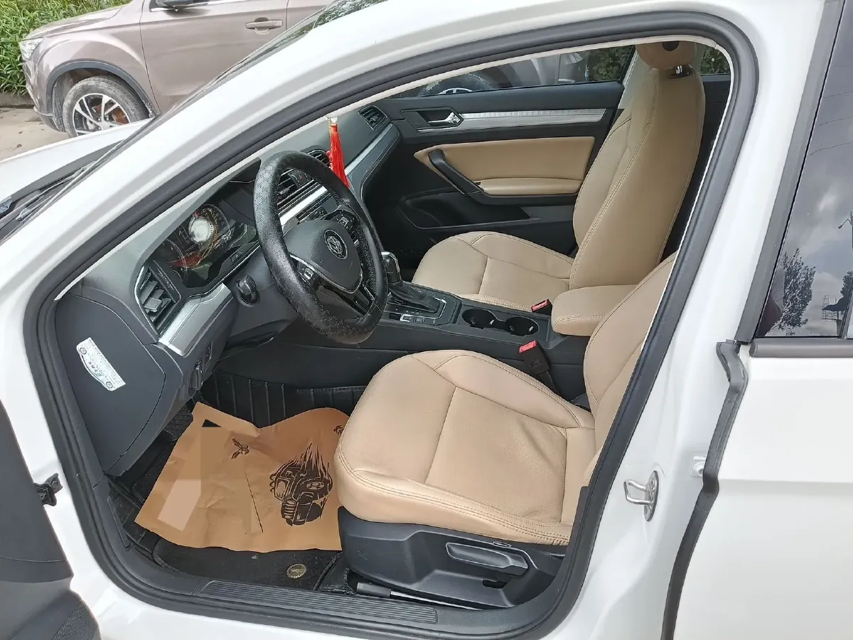 2019 Volkswagen T-Cross 1.4T 150HP L4 7DCT,autocango,china used car exporter,china ev exporter,chinese used car exporter,chinese used ev exporter