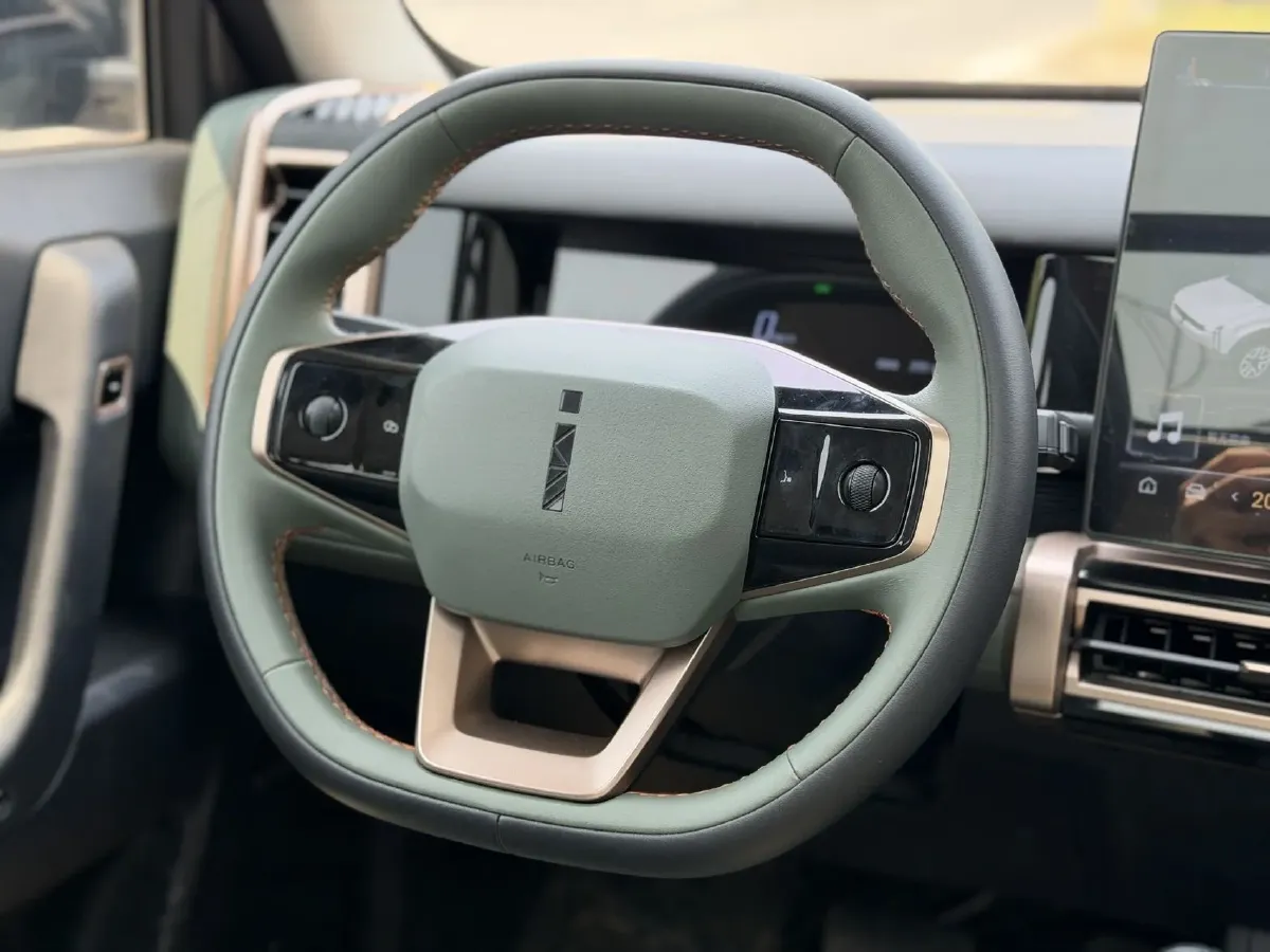 2024 iCAR iCAR 03T BEV 69.77KWH,autocango,china used car exporter,china ev exporter,chinese used car exporter,chinese used ev exporter