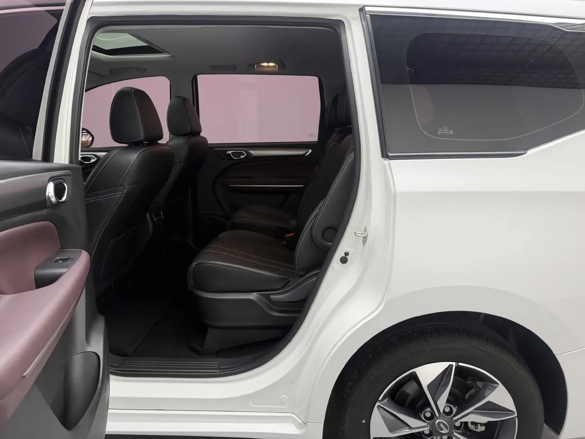 2023 GAC Trumpchi M6 1.5T 177HP L4 7DCT,autocango,china used car exporter,china ev exporter,chinese used car exporter,chinese used ev exporter