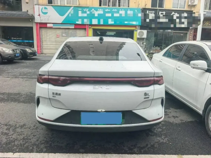 2025 BYD QinL BEV,autocango,china used car exporter,china ev exporter,chinese used car exporter,chinese used ev exporter