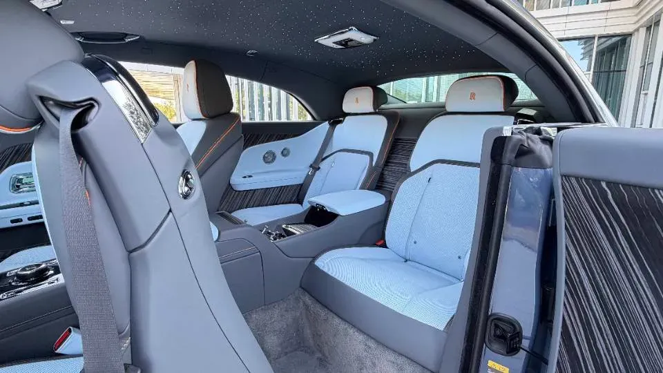 2024 Rolls-Royce Ghost 6.7T 571HP V12 8AT,autocango,china used car exporter,china ev exporter,chinese used car exporter,chinese used ev exporter