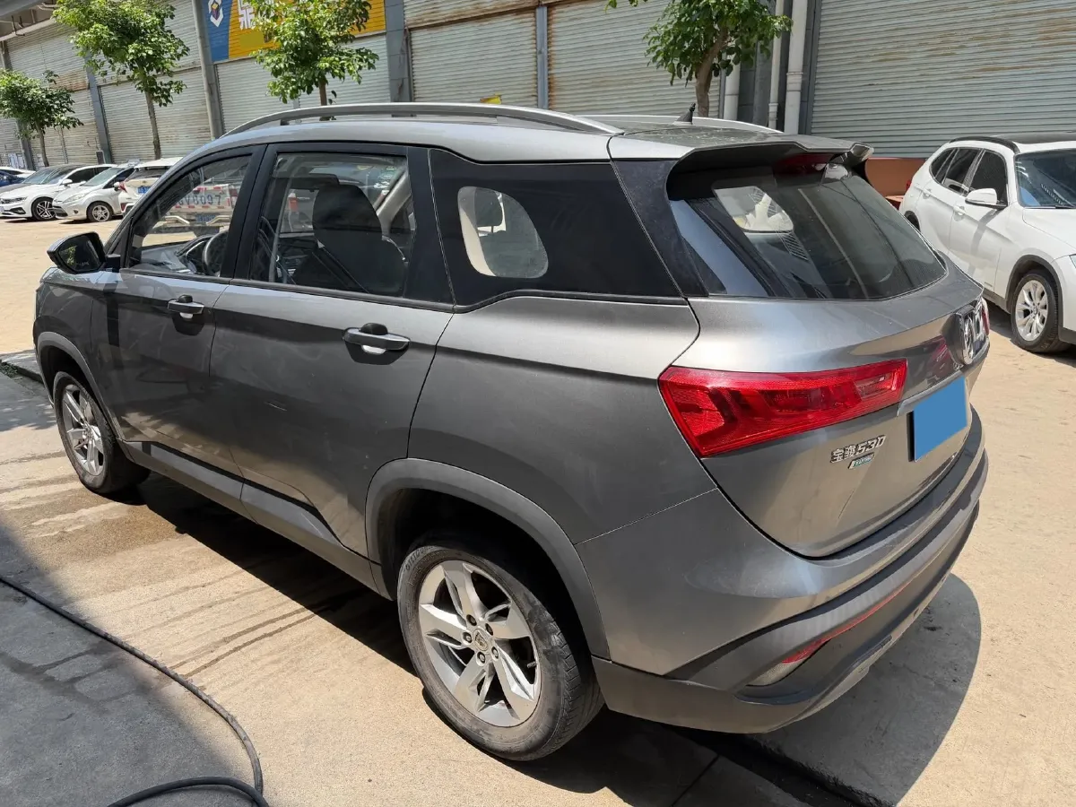 2018 BaoJun 530 1.5T 150HP L4 6MT,autocango,china used car exporter,china ev exporter,chinese used car exporter,chinese used ev exporter