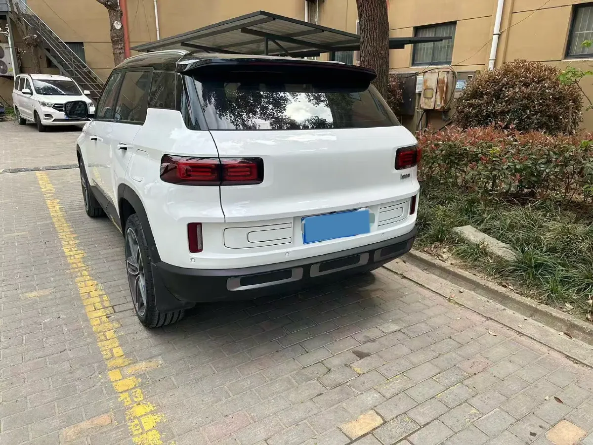 2020 Geely ICON 1.5T 177HP L3 7DCT,autocango,china used car exporter,china ev exporter,chinese used car exporter,chinese used ev exporter