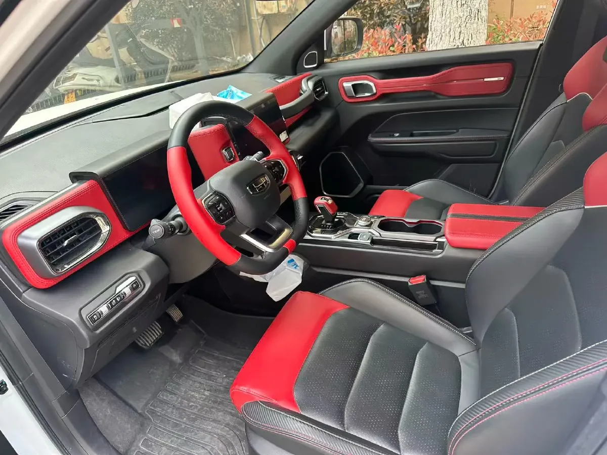 2020 Geely ICON 1.5T 177HP L3 7DCT,autocango,china used car exporter,china ev exporter,chinese used car exporter,chinese used ev exporter