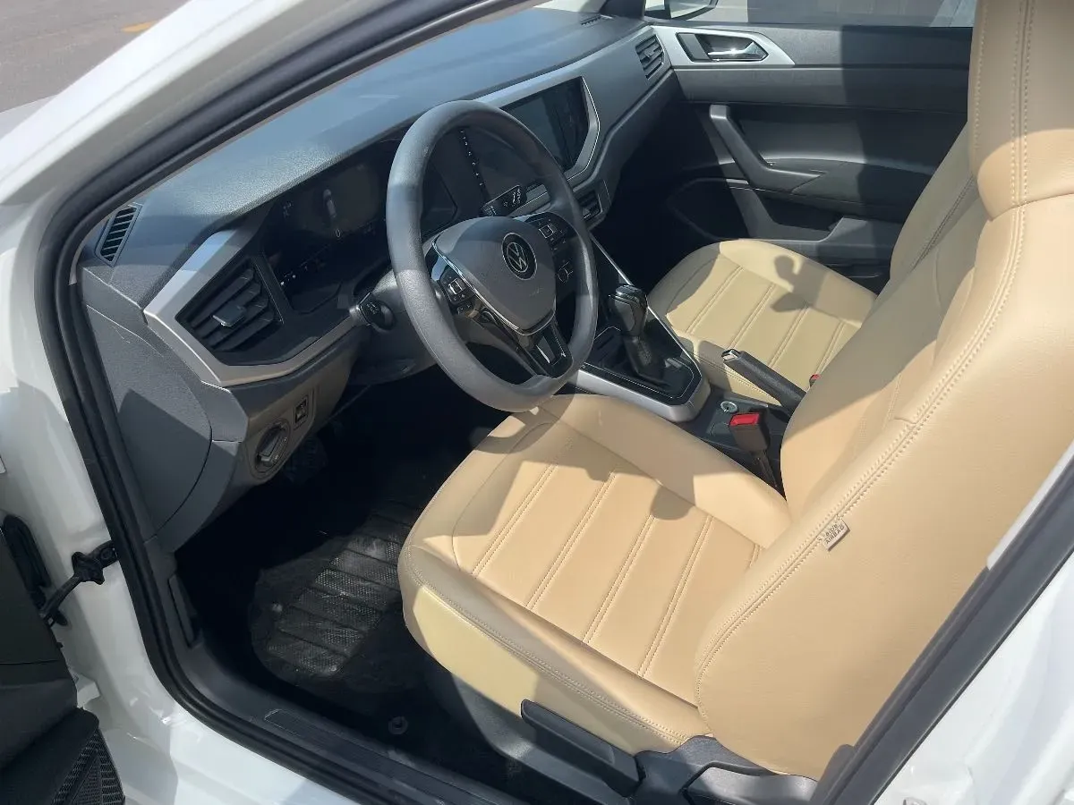 2023 Volkswagen Polo 1.5L 113HP L4 6AT,autocango,china used car exporter,china ev exporter,chinese used car exporter,chinese used ev exporter