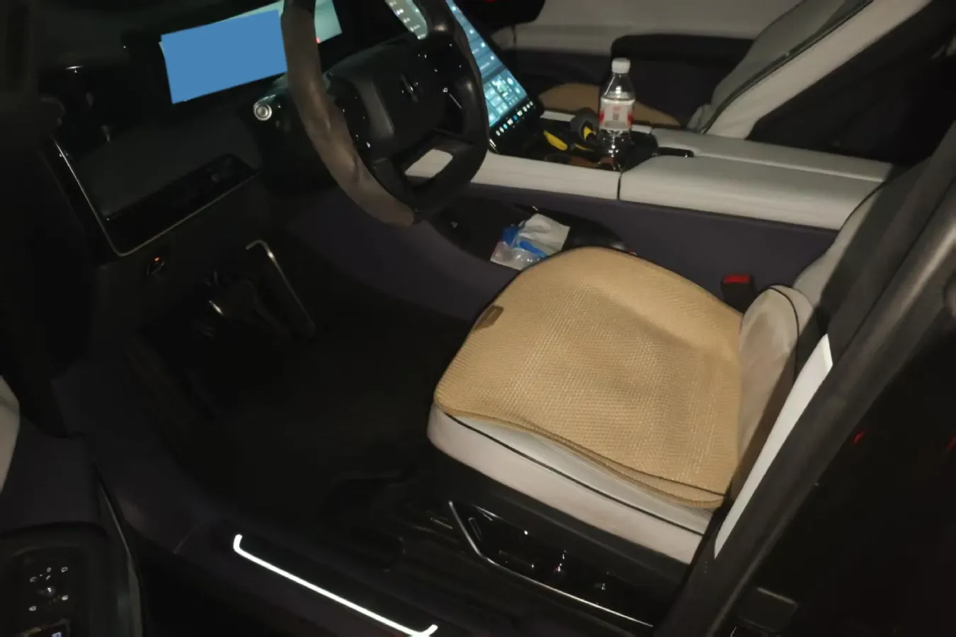 2021 HiPhi X BEV 97KWH,autocango,china used car exporter,china ev exporter,chinese used car exporter,chinese used ev exporter