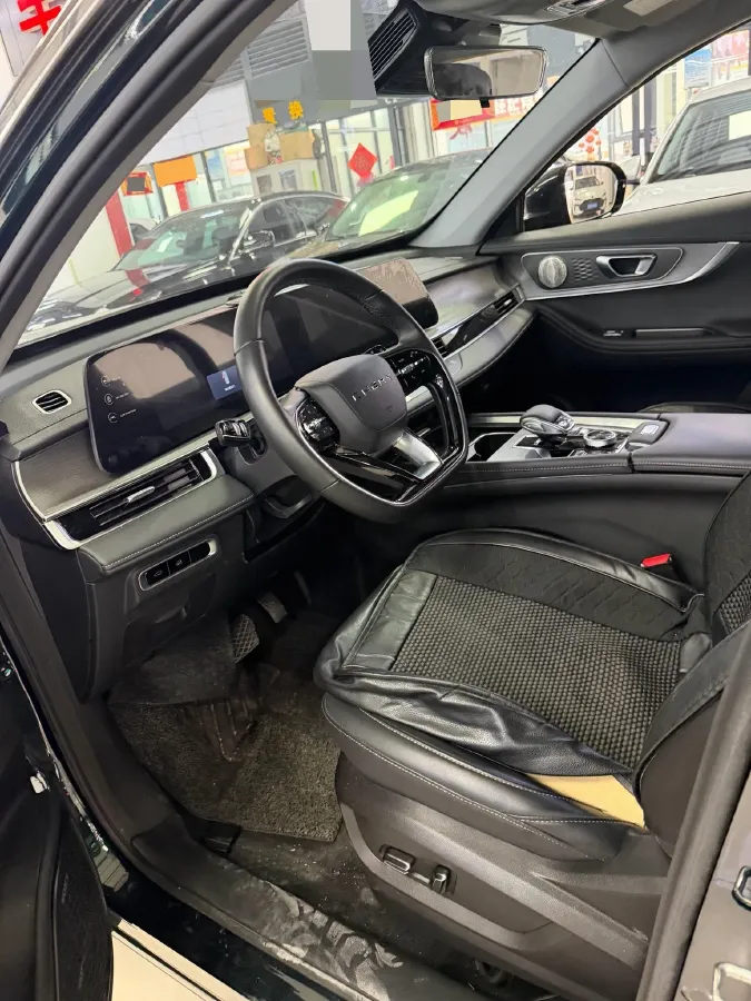 2024 Chery Tiggo 8 PRO 1.6T 197HP L4 7DCT,autocango,china used car exporter,china ev exporter,chinese used car exporter,chinese used ev exporter