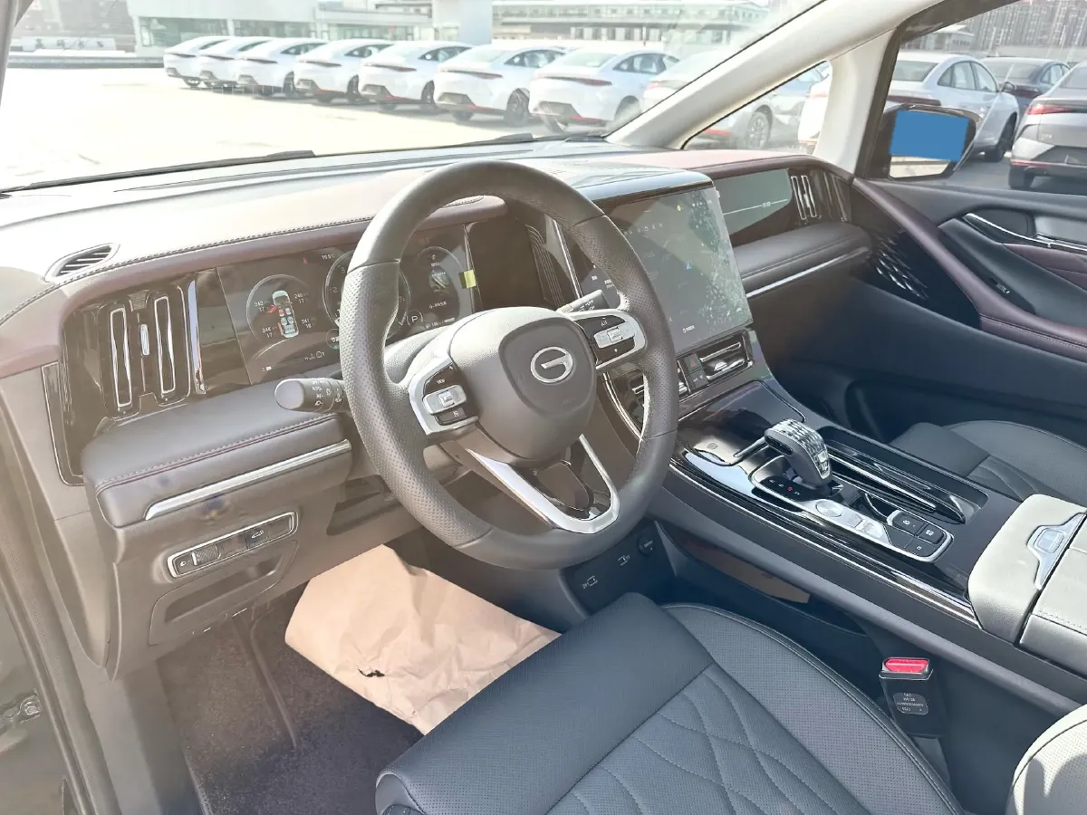 2024 GAC Trumpchi M8 2.0T 252HP L4 8AT,autocango,china used car exporter,china ev exporter,chinese used car exporter,chinese used ev exporter