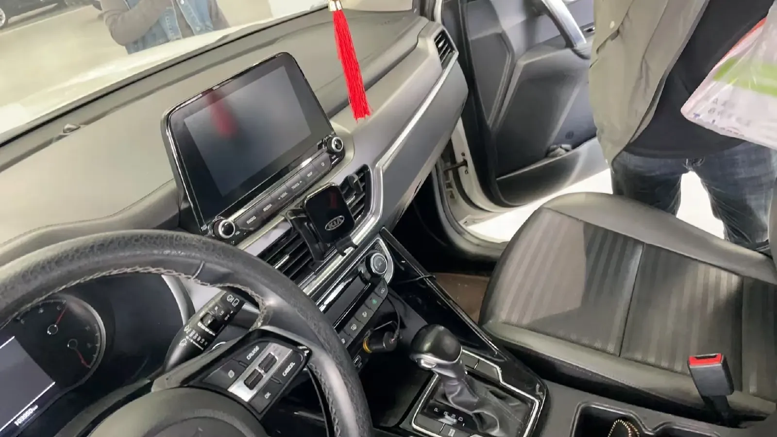 2018 Kia Sportage R 2.0L 160HP L4 6AT,autocango,china used car exporter,china ev exporter,chinese used car exporter,chinese used ev exporter