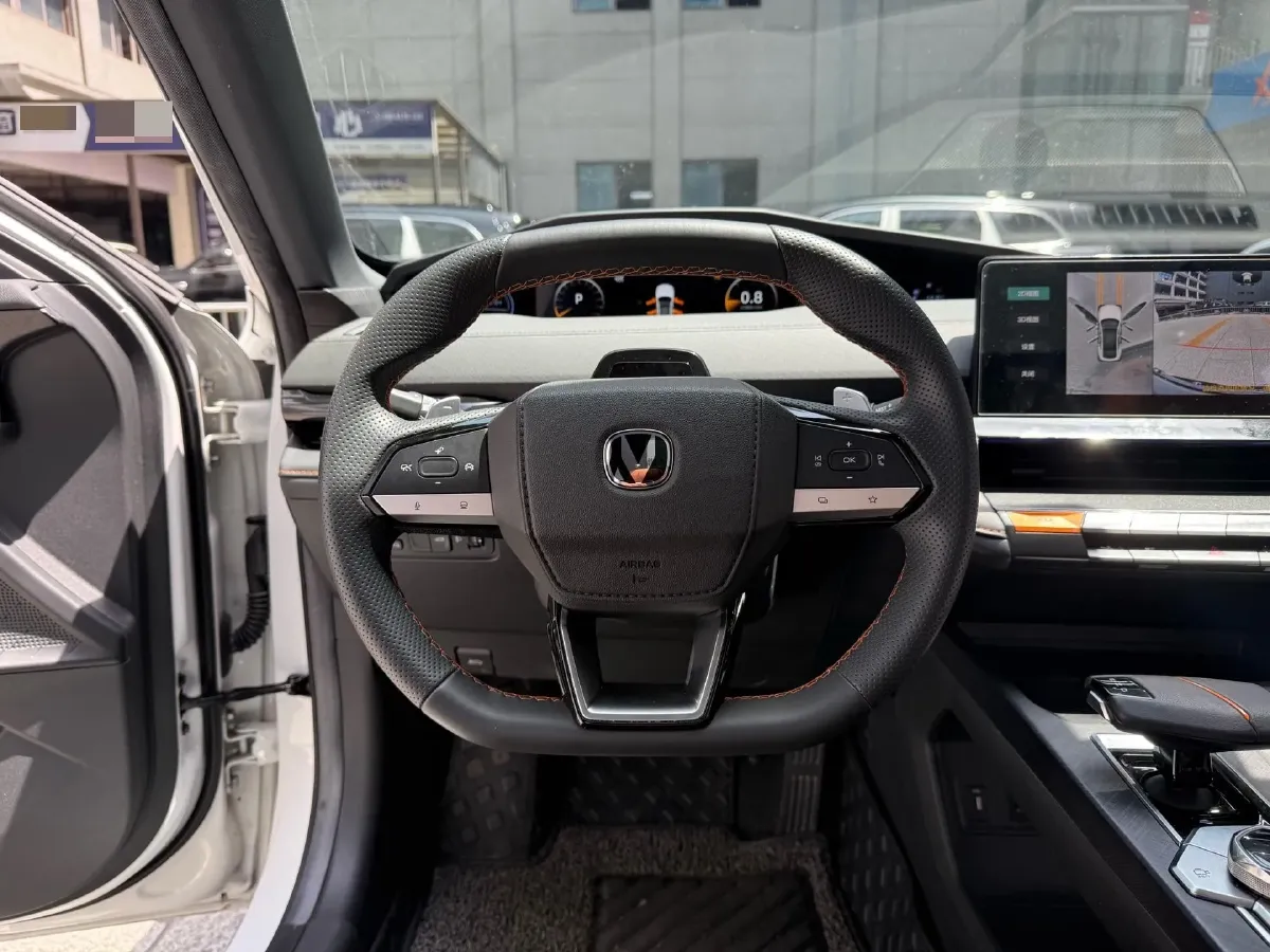 2022 ChangAn UNI-V 1.5T 188HP L4 7DCT,autocango,china used car exporter,china ev exporter,chinese used car exporter,chinese used ev exporter