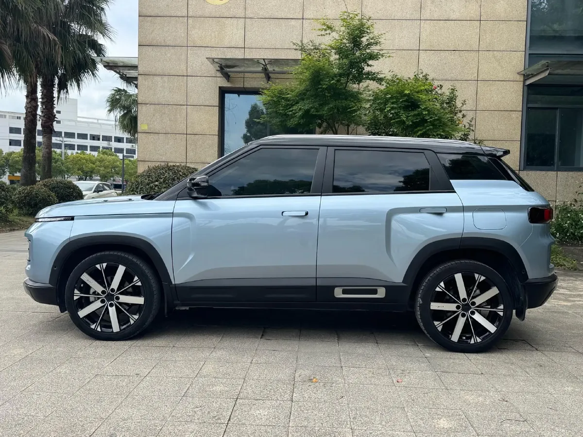 2023 Geely ICON 1.5T 181HP L4 7DCT,autocango,china used car exporter,china ev exporter,chinese used car exporter,chinese used ev exporter