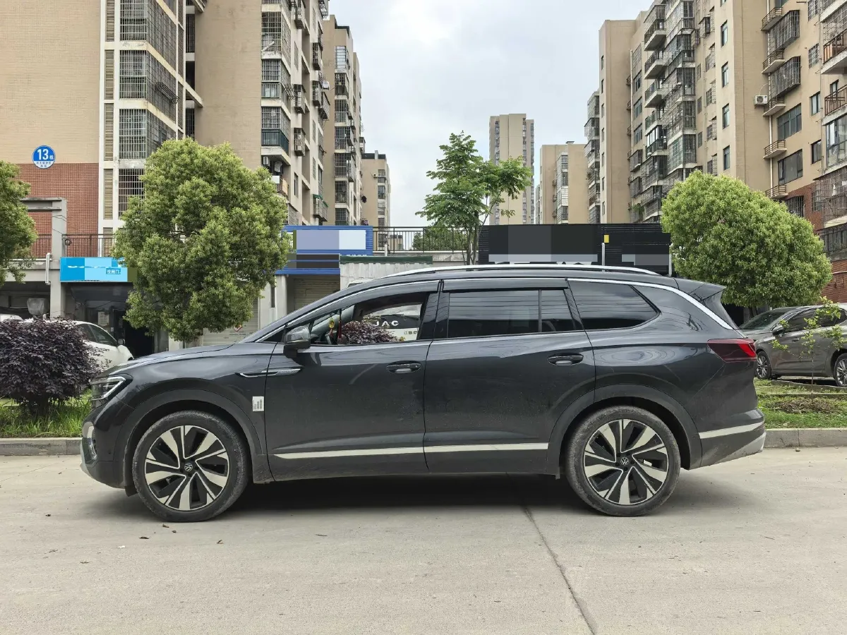2023 Volkswagen Talagon 2.0T 220HP L4 7DCT,autocango,china used car exporter,china ev exporter,chinese used car exporter,chinese used ev exporter