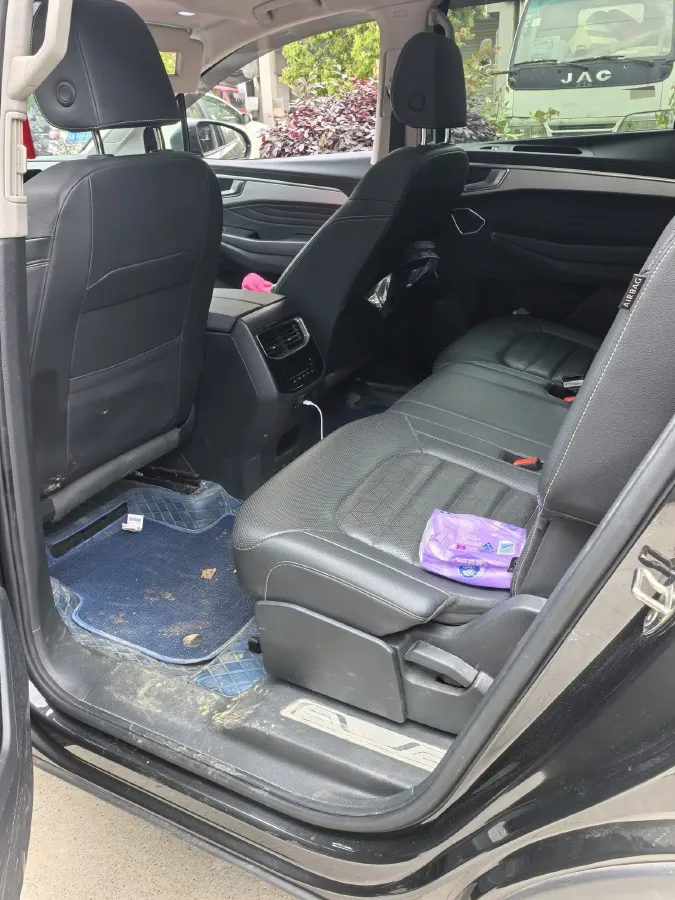 2023 Volkswagen Talagon 2.0T 220HP L4 7DCT,autocango,china used car exporter,china ev exporter,chinese used car exporter,chinese used ev exporter