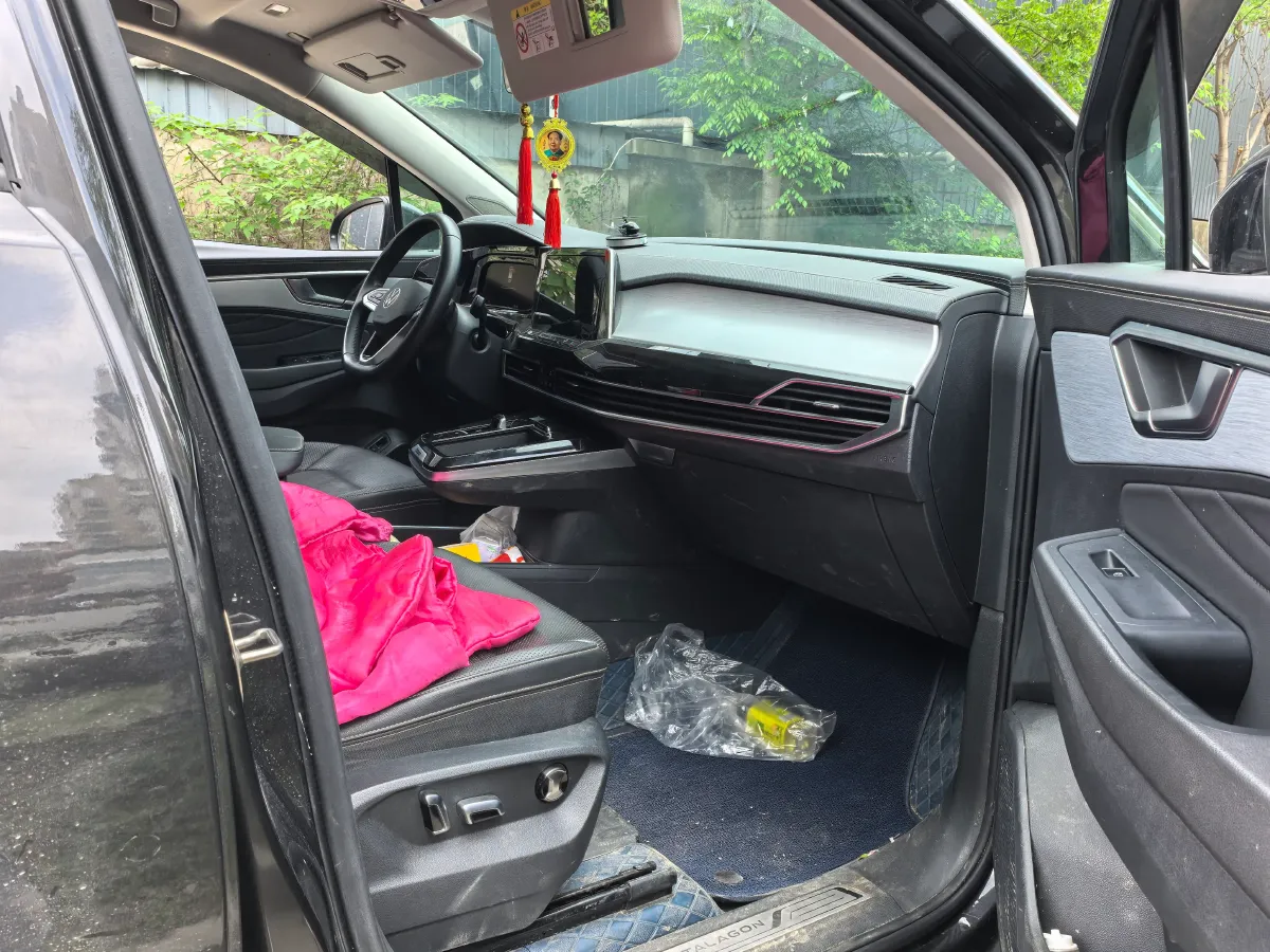 2023 Volkswagen Talagon 2.0T 220HP L4 7DCT,autocango,china used car exporter,china ev exporter,chinese used car exporter,chinese used ev exporter