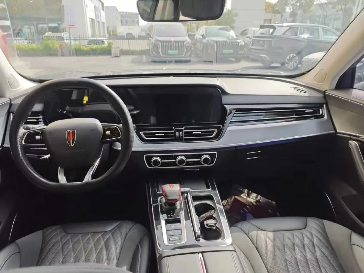 2023 HongQi HS5 2.0T 252HP L4 8AT,autocango,china used car exporter,china ev exporter,chinese used car exporter,chinese used ev exporter