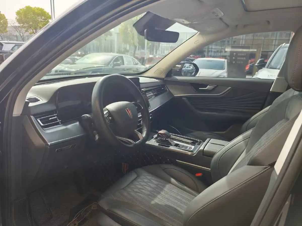 2023 HongQi HS5 2.0T 252HP L4 8AT,autocango,china used car exporter,china ev exporter,chinese used car exporter,chinese used ev exporter