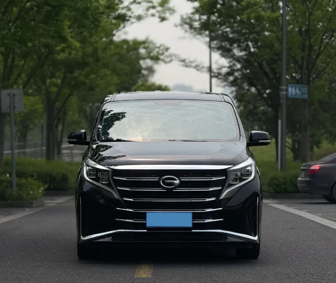 2021 GAC Trumpchi M8 2.0T 252HP L4 8AT,autocango,china used car exporter,china ev exporter,chinese used car exporter,chinese used ev exporter