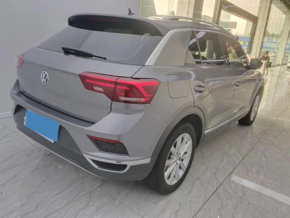 2019 Volkswagen T-Roc 1.4T 131HP L4 7DCT,autocango,china used car exporter,china ev exporter,chinese used car exporter,chinese used ev exporter
