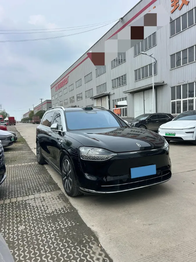 2025 AITO AITO M9 REEV 160HP REEV 52KWH,autocango,china used car exporter,china ev exporter,chinese used car exporter,chinese used ev exporter