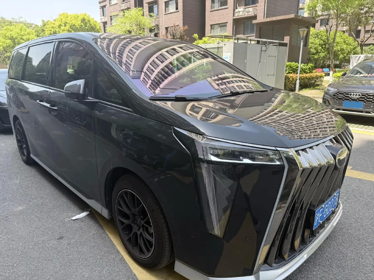 2024 GAC Trumpchi M8 2.0T 252HP L4 8AT,autocango,china used car exporter,china ev exporter,chinese used car exporter,chinese used ev exporter