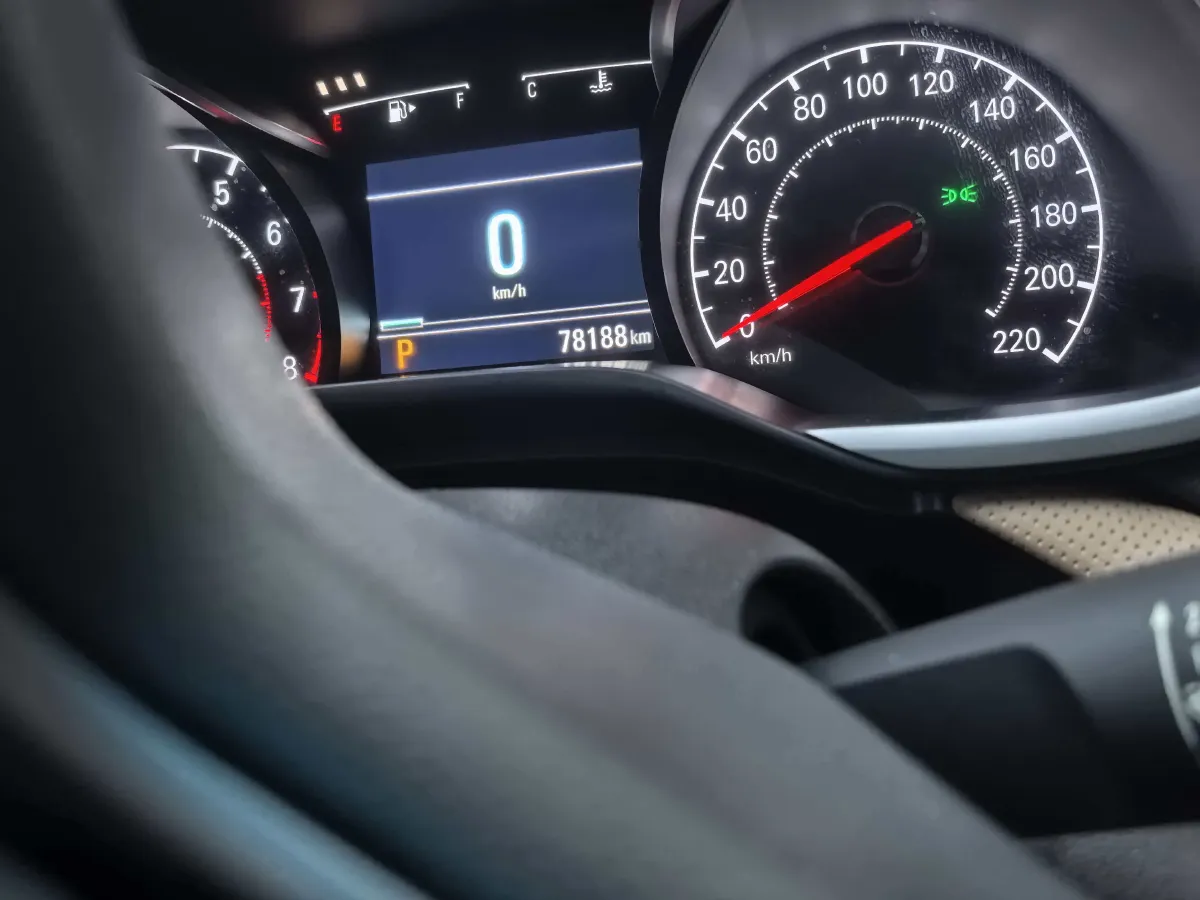 2021 Chevrolet Monza 1.5L 113HP L4 6AT,autocango,china used car exporter,china ev exporter,chinese used car exporter,chinese used ev exporter