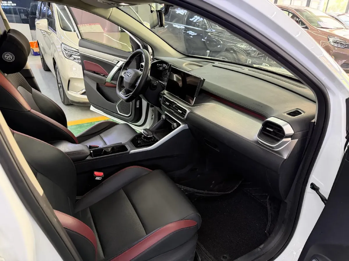 2021 Geely Coolray 1.4T 141HP L4 6DCT,autocango,china used car exporter,china ev exporter,chinese used car exporter,chinese used ev exporter