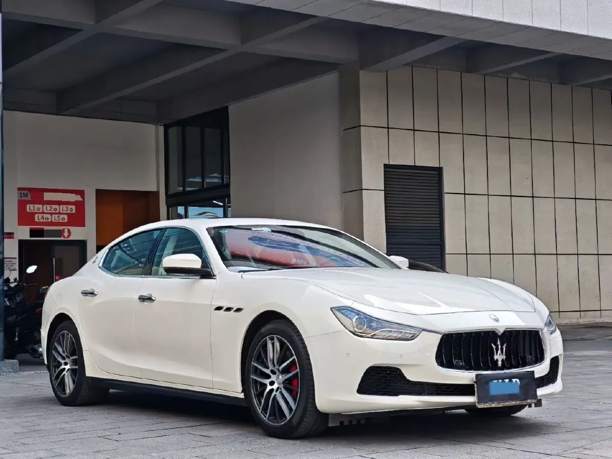 2017 Maserati Ghibli 3.0T 350HP V6 8AT,autocango,china used car exporter,china ev exporter,chinese used car exporter,chinese used ev exporter