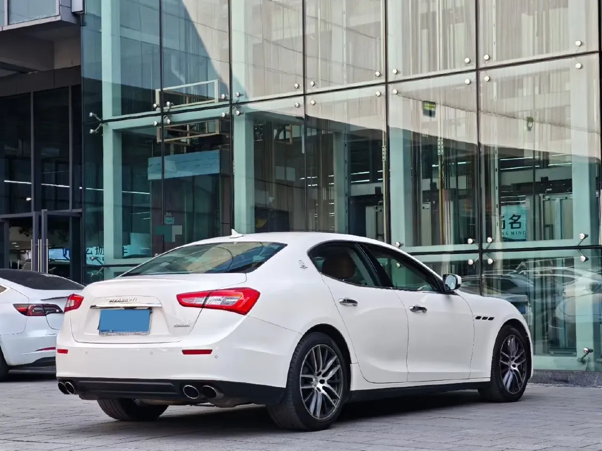 2017 Maserati Ghibli 3.0T 350HP V6 8AT,autocango,china used car exporter,china ev exporter,chinese used car exporter,chinese used ev exporter