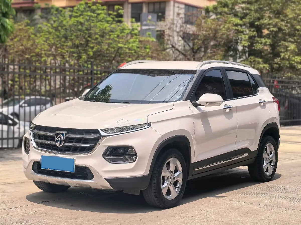 2017 BaoJun 510 1.5L 112HP L4 6MT,autocango,china used car exporter,china ev exporter,chinese used car exporter,chinese used ev exporter
