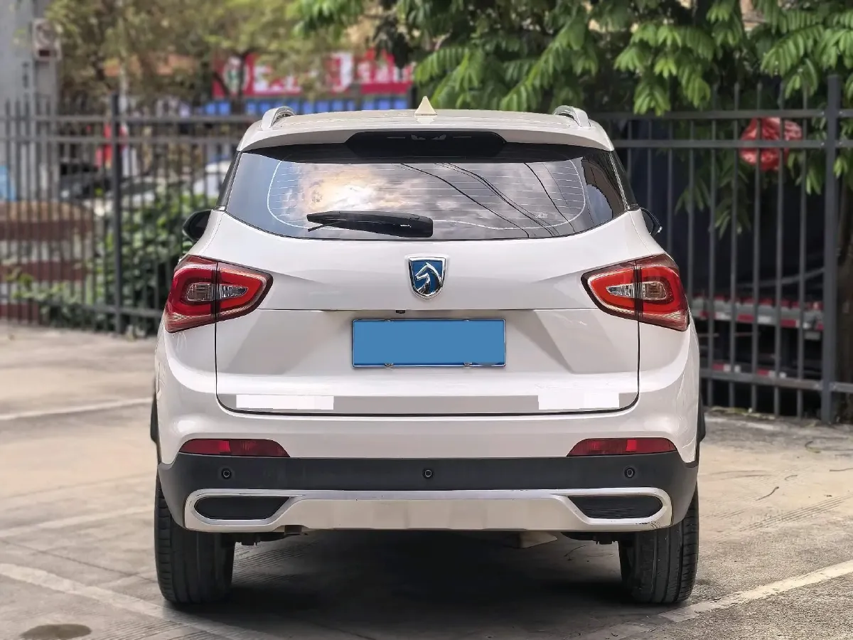 2017 BaoJun 510 1.5L 112HP L4 6MT,autocango,china used car exporter,china ev exporter,chinese used car exporter,chinese used ev exporter