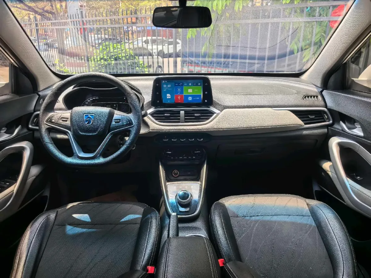 2017 BaoJun 510 1.5L 112HP L4 6MT,autocango,china used car exporter,china ev exporter,chinese used car exporter,chinese used ev exporter