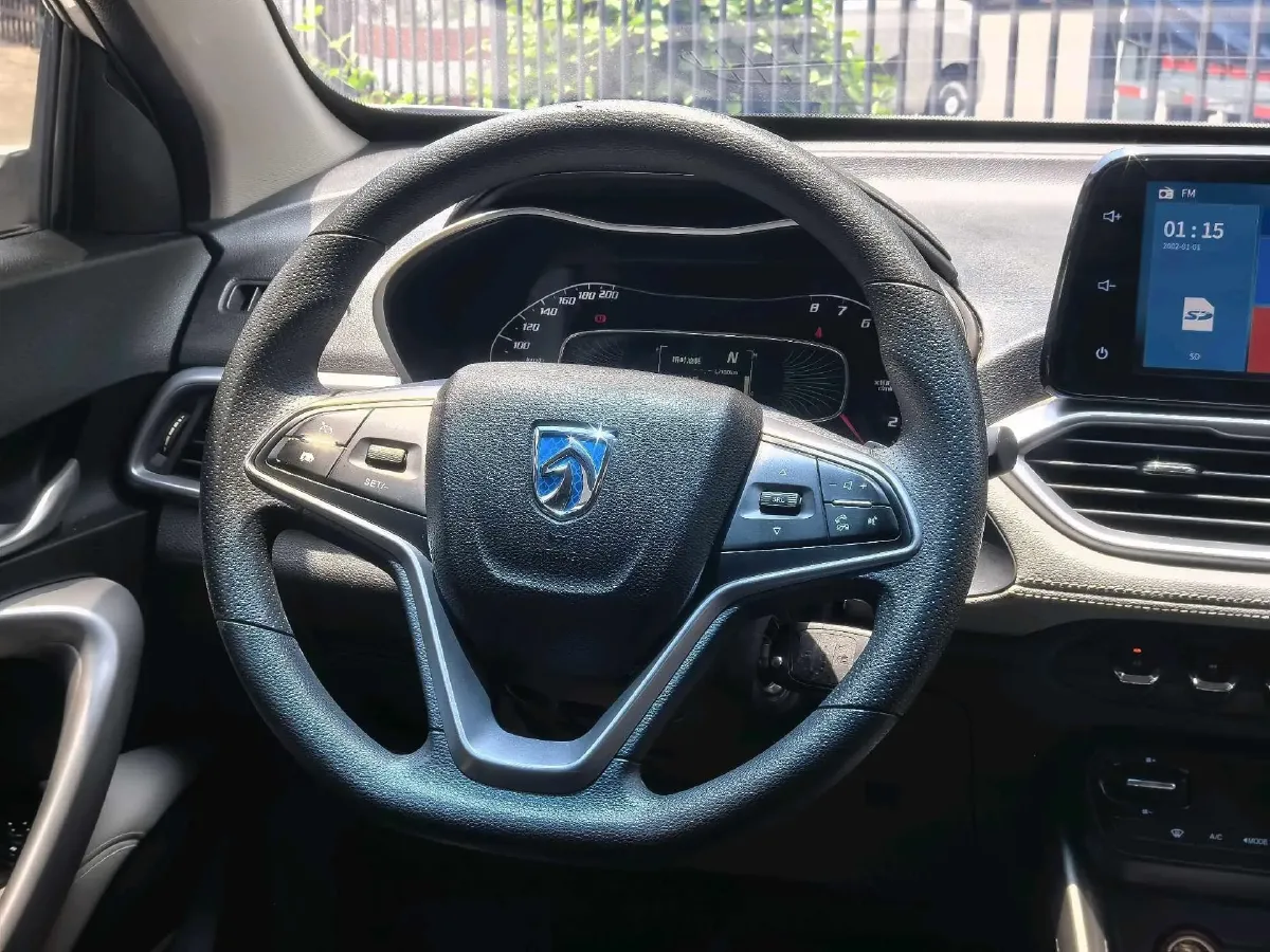 2017 BaoJun 510 1.5L 112HP L4 6MT,autocango,china used car exporter,china ev exporter,chinese used car exporter,chinese used ev exporter