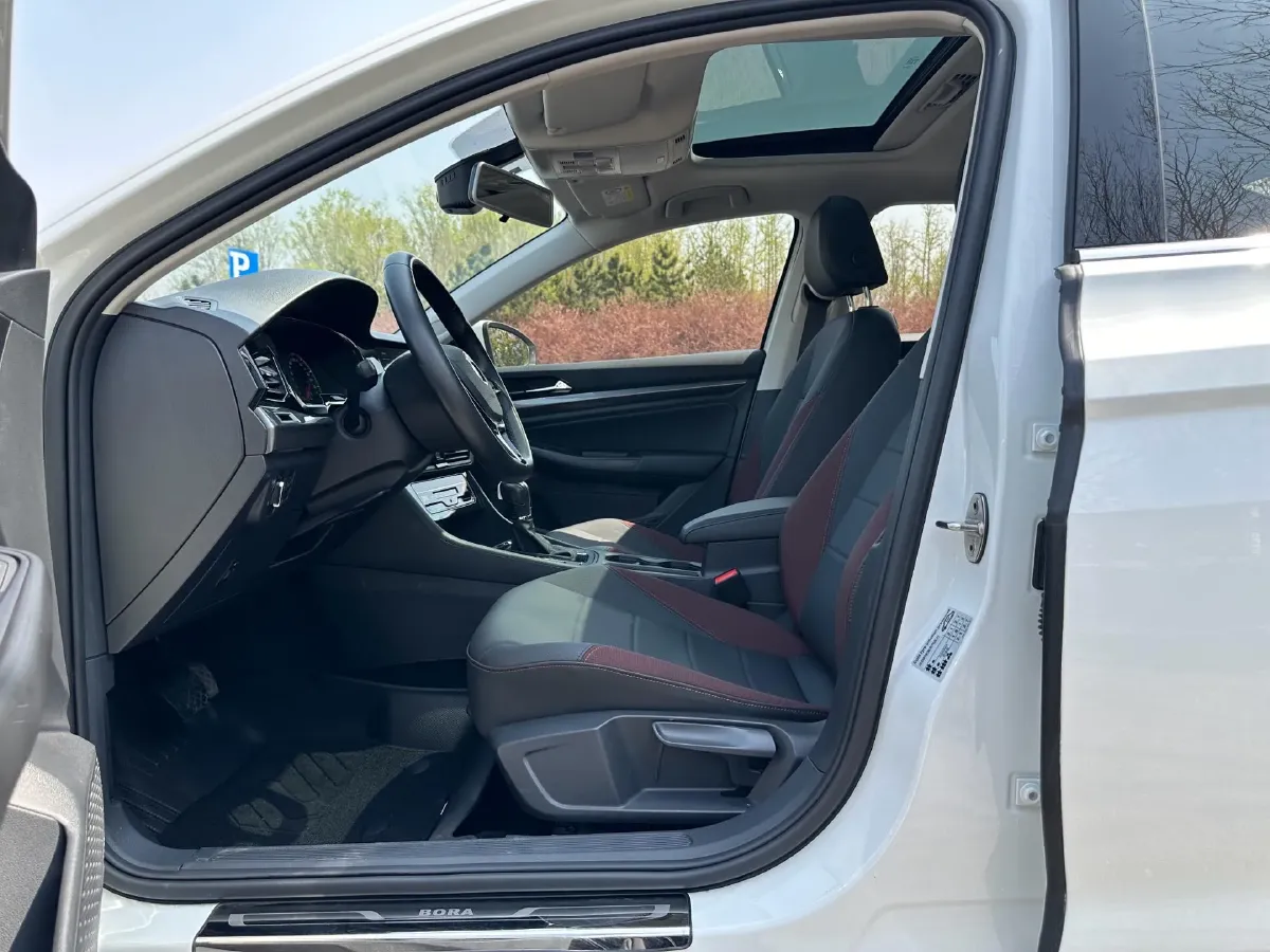 2021 Volkswagen Bora 1.5L 113HP L4 6AT,autocango,china used car exporter,china ev exporter,chinese used car exporter,chinese used ev exporter