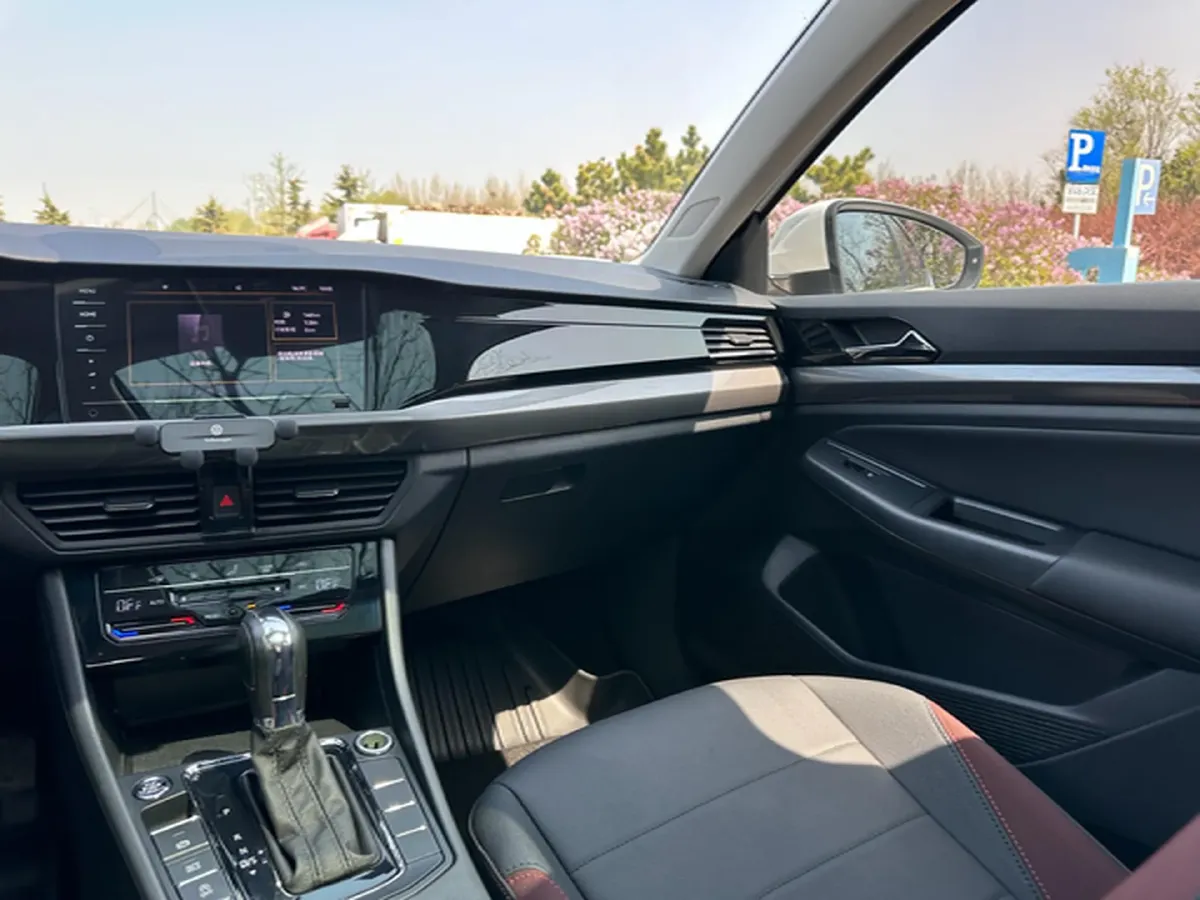 2021 Volkswagen Bora 1.5L 113HP L4 6AT,autocango,china used car exporter,china ev exporter,chinese used car exporter,chinese used ev exporter