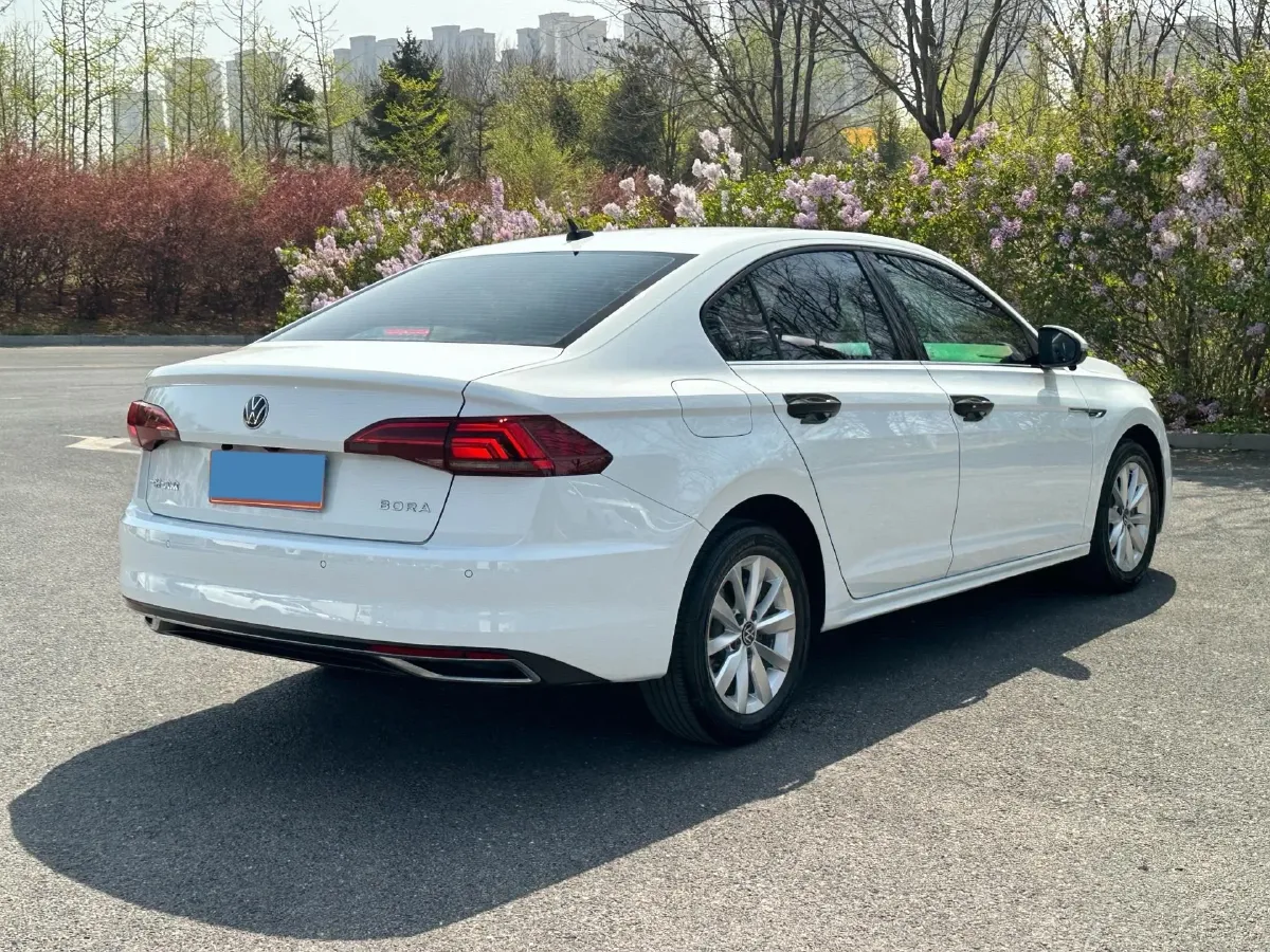 2021 Volkswagen Bora 1.5L 113HP L4 6AT,autocango,china used car exporter,china ev exporter,chinese used car exporter,chinese used ev exporter