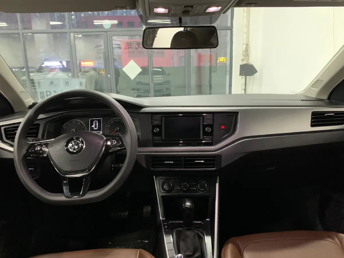 2019 Volkswagen Polo 1.5L 113HP L4 6AT,autocango,china used car exporter,china ev exporter,chinese used car exporter,chinese used ev exporter