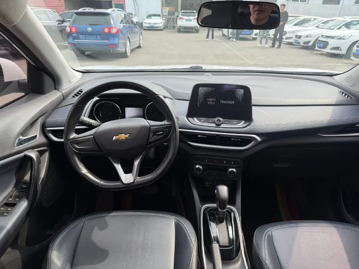 2021 Chevrolet Trax 1.0T 125HP L3 6AT,autocango,china used car exporter,china ev exporter,chinese used car exporter,chinese used ev exporter