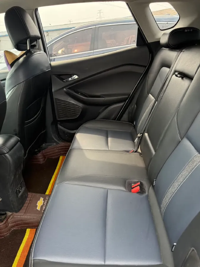 2021 Chevrolet Trax 1.0T 125HP L3 6AT,autocango,china used car exporter,china ev exporter,chinese used car exporter,chinese used ev exporter