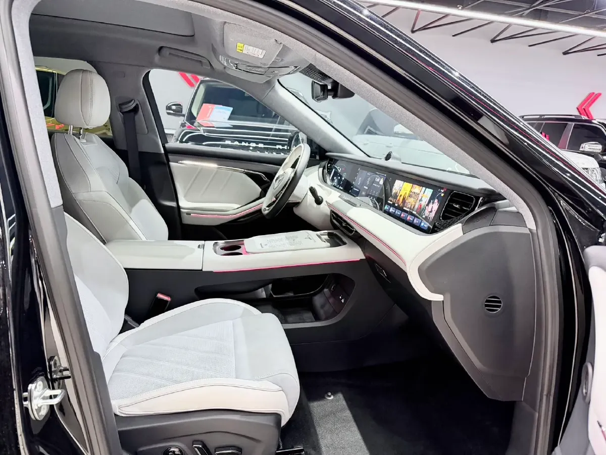 2025 Voyah FREE 1.5T 150HP L4 REEV 43KWH,autocango,china used car exporter,china ev exporter,chinese used car exporter,chinese used ev exporter