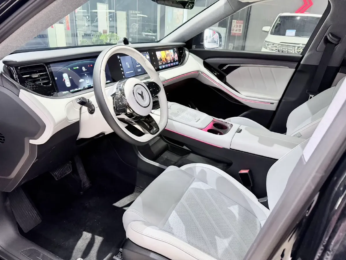 2025 Voyah FREE 1.5T 150HP L4 REEV 43KWH,autocango,china used car exporter,china ev exporter,chinese used car exporter,chinese used ev exporter