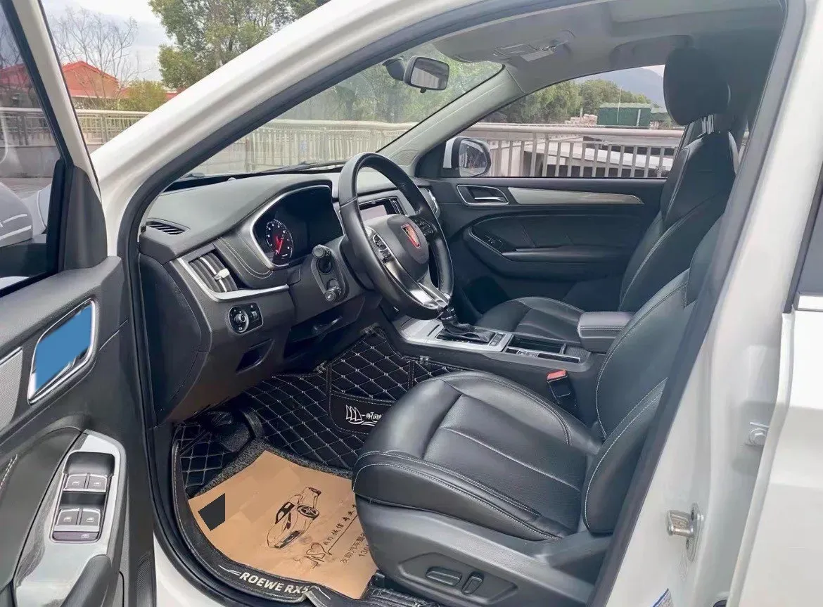 2019 Roewe i6 1.5T 169HP L4 7DCT,autocango,china used car exporter,china ev exporter,chinese used car exporter,chinese used ev exporter