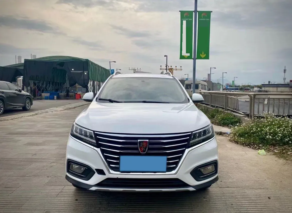 2019 Roewe i6 1.5T 169HP L4 7DCT,autocango,china used car exporter,china ev exporter,chinese used car exporter,chinese used ev exporter