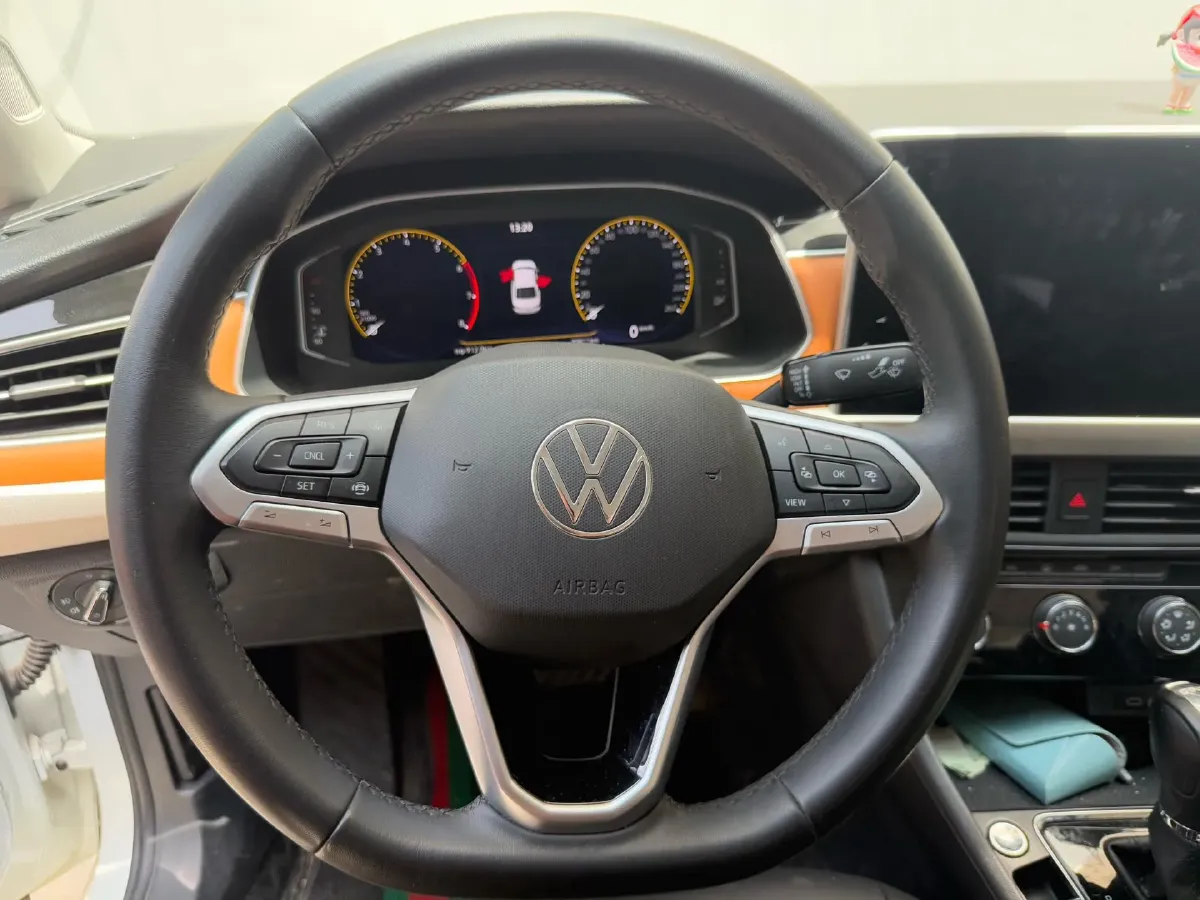 2023 Volkswagen Bora 1.2T 116HP L4 7DCT,autocango,china used car exporter,china ev exporter,chinese used car exporter,chinese used ev exporter