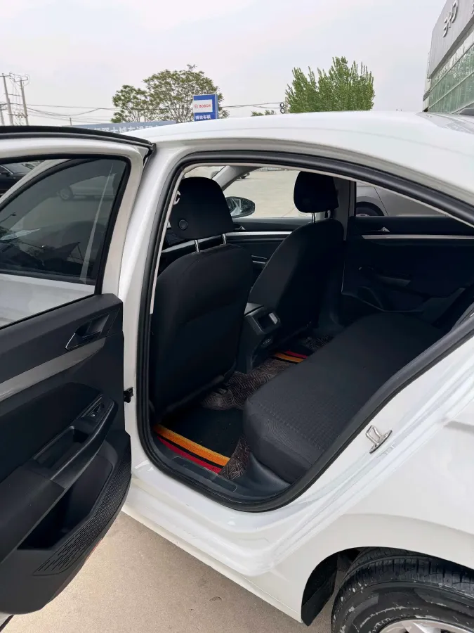 2021 Volkswagen Bora 1.5L 113HP L4 6AT,autocango,china used car exporter,china ev exporter,chinese used car exporter,chinese used ev exporter