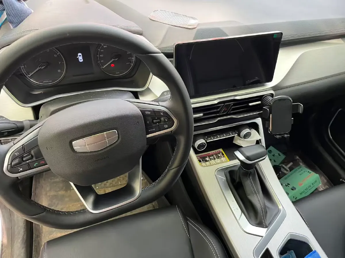 2025 Geely Coolray 1.5L 126HP L4 CVT,autocango,china used car exporter,china ev exporter,chinese used car exporter,chinese used ev exporter