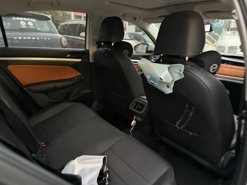 2023 Volkswagen Bora 1.2T 116HP L4 7DCT,autocango,china used car exporter,china ev exporter,chinese used car exporter,chinese used ev exporter