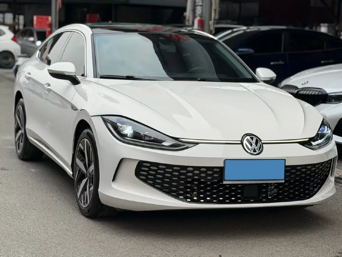 2023 Volkswagen Lamando 1.4T 150HP L4 7DCT,autocango,china used car exporter,china ev exporter,chinese used car exporter,chinese used ev exporter