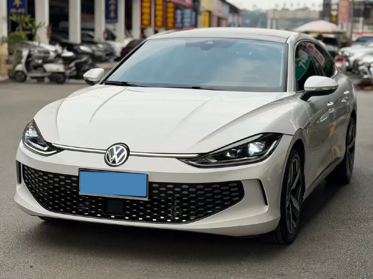 2023 Volkswagen Lamando 1.4T 150HP L4 7DCT,autocango,china used car exporter,china ev exporter,chinese used car exporter,chinese used ev exporter