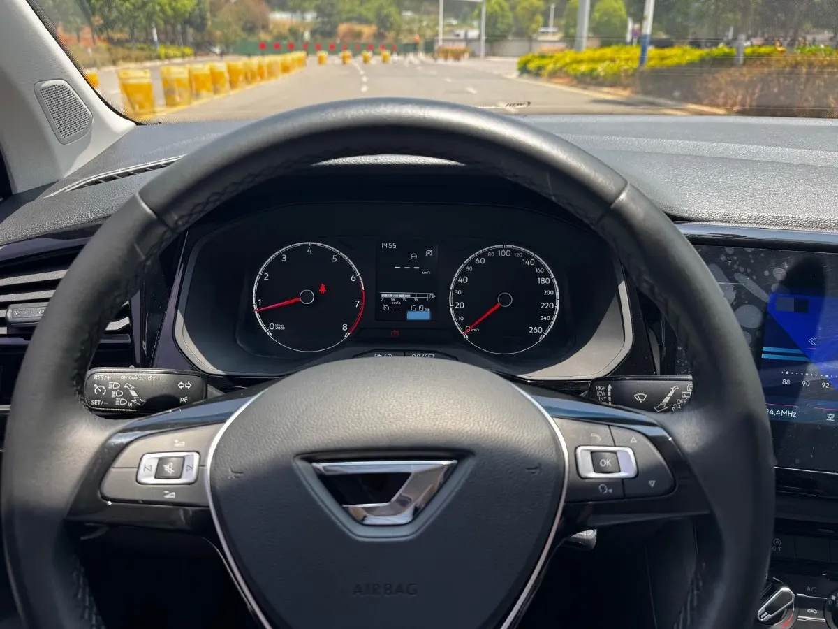 2019 Jetta VS5 1.4T 150HP L4 5MT,autocango,china used car exporter,china ev exporter,chinese used car exporter,chinese used ev exporter