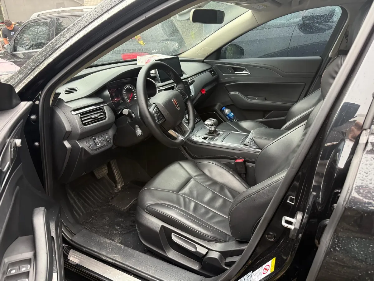 2020 HongQi H5 1.5T 169HP L4 7DCT,autocango,china used car exporter,china ev exporter,chinese used car exporter,chinese used ev exporter